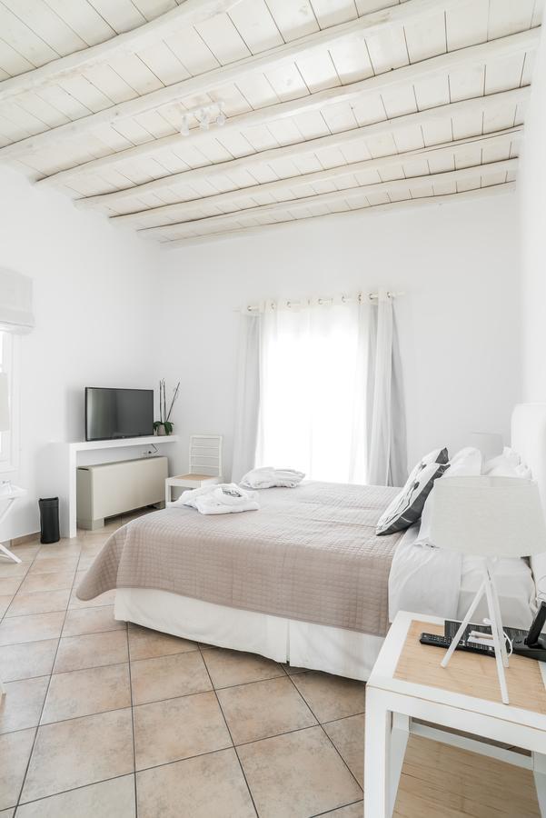 Capo Di Mykonos Resort Agios Ioannis Diakoftis Room photo